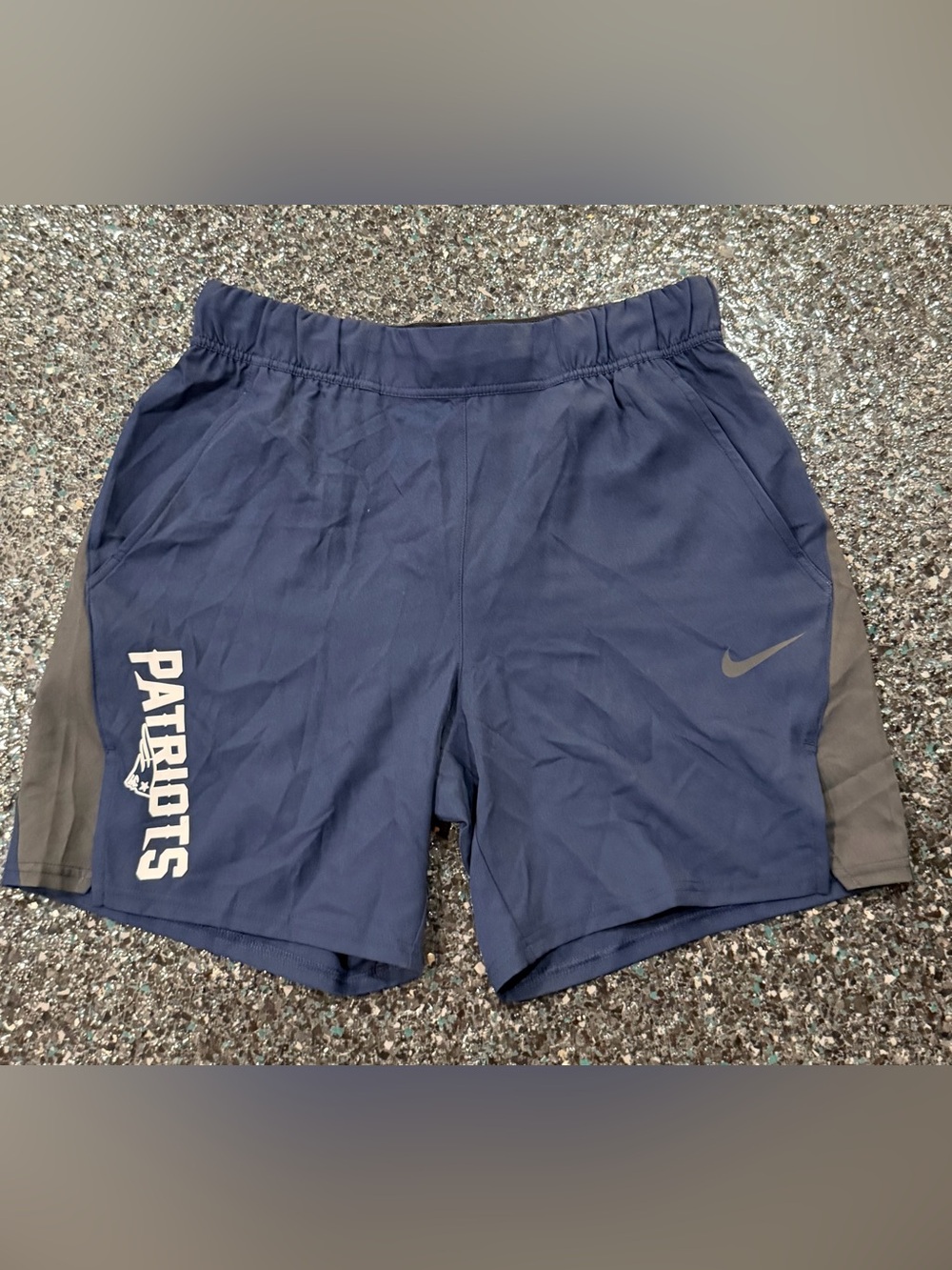 New England Patriots Nike NFL On Field Dri-Fit Practice Shorts Men's Medium NWT